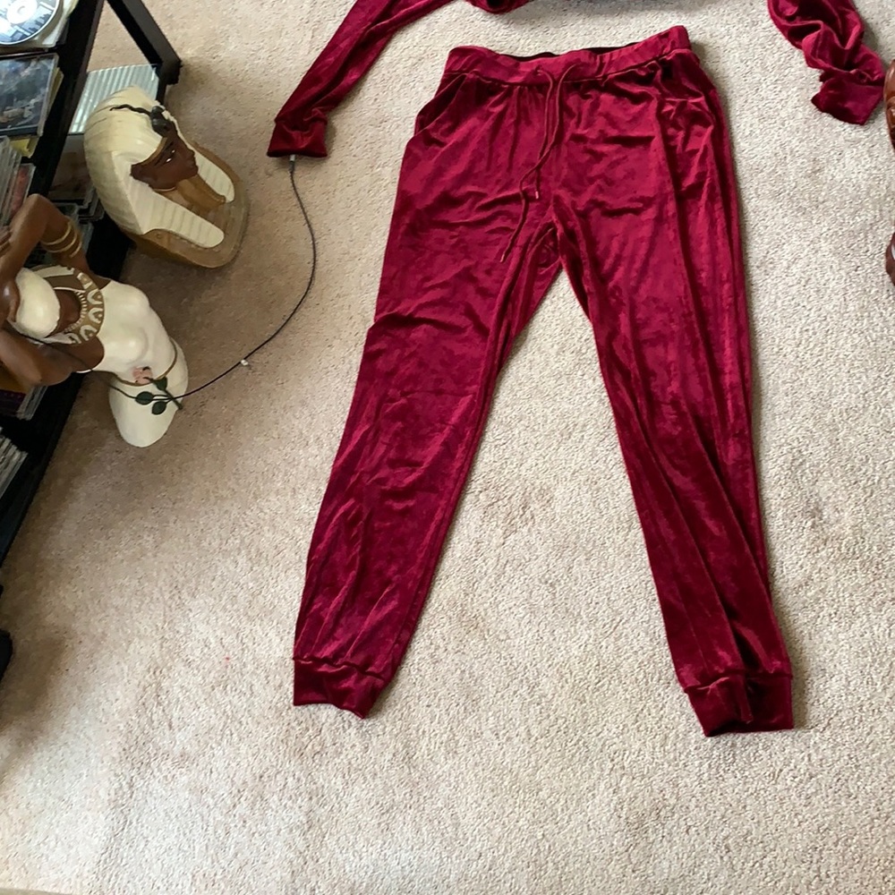 TWO PIECE SET